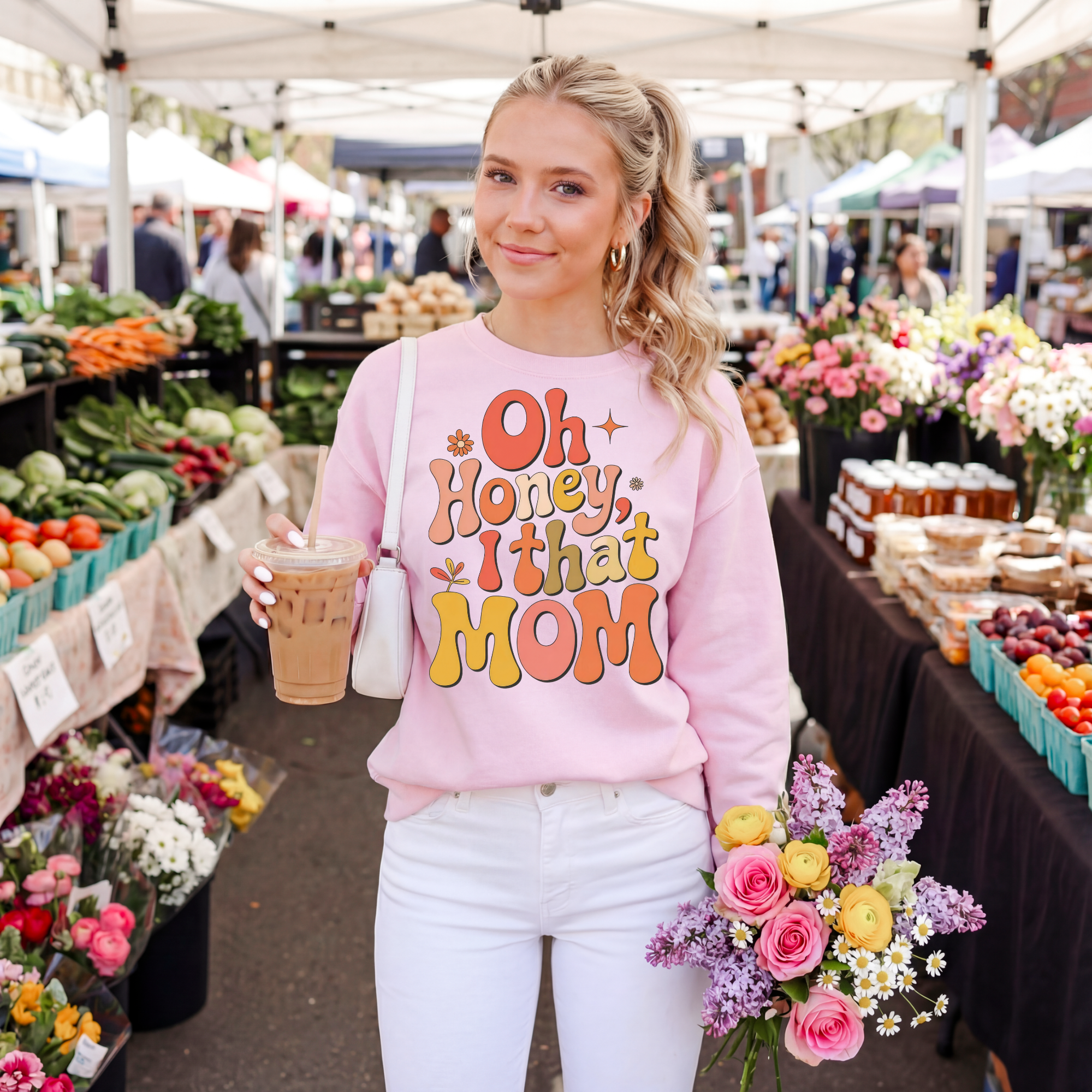 Mom Sweatshirt — “Oh Honey, I That Mom” Retro Graphic Crewneck
